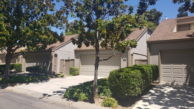 Foto del edificio - Charming Condo in Pleasanton