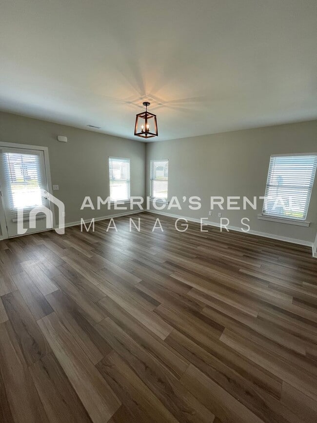 Foto del edificio - Home for Rent in Cullman, AL!! Available to View Now!!! Sign a 13 Month Lease by 5/15/26 to recei...