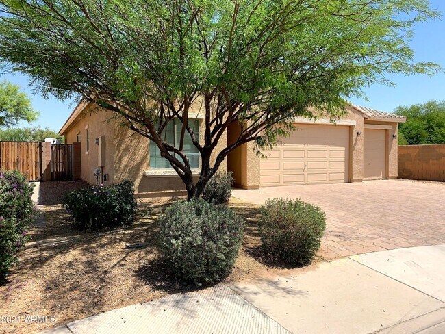 Foto del edificio - Cute 4 bedroom home in Maricopa!!!!