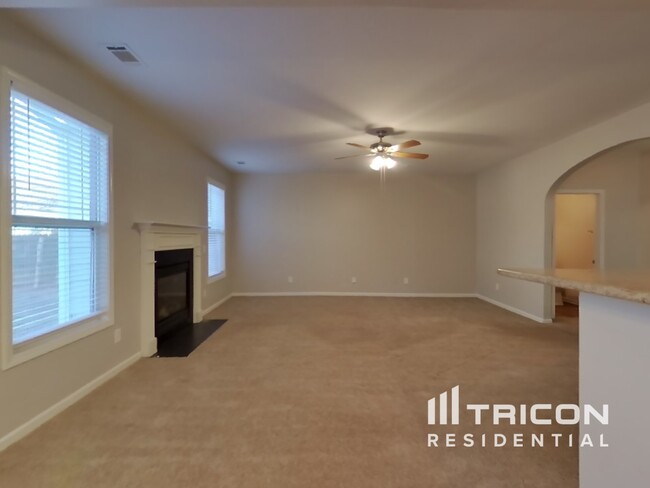 Building Photo - 99 Stonebridge Crossing Newnan GA