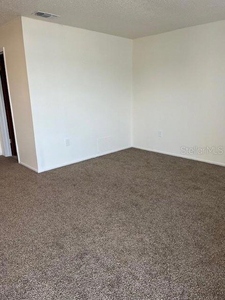 Foto del edificio - 5060 76th Ave N