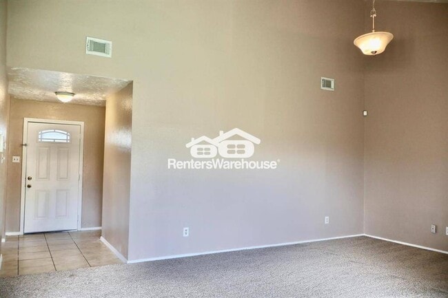 Building Photo - 14054 Towneway Dr