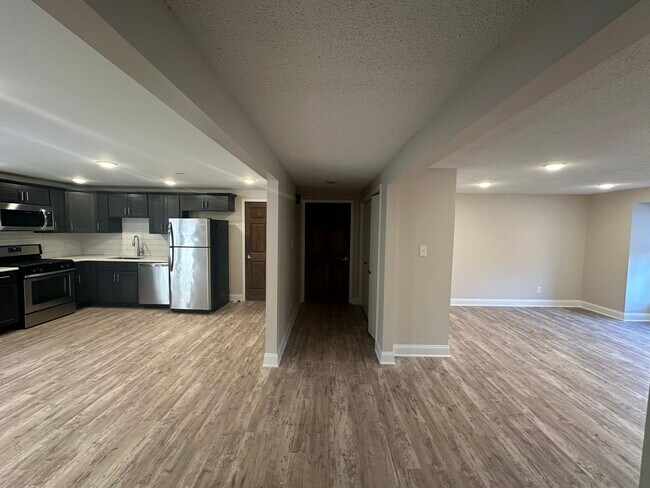 Dos entradas a la unidad - 1 Laura Ln