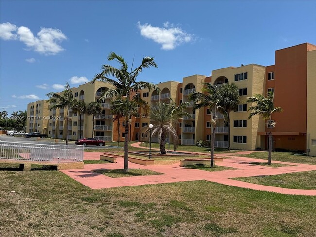 Building Photo - 7010 NW 186th St