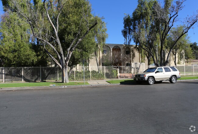 Building Photo - 14227 Gilmore St