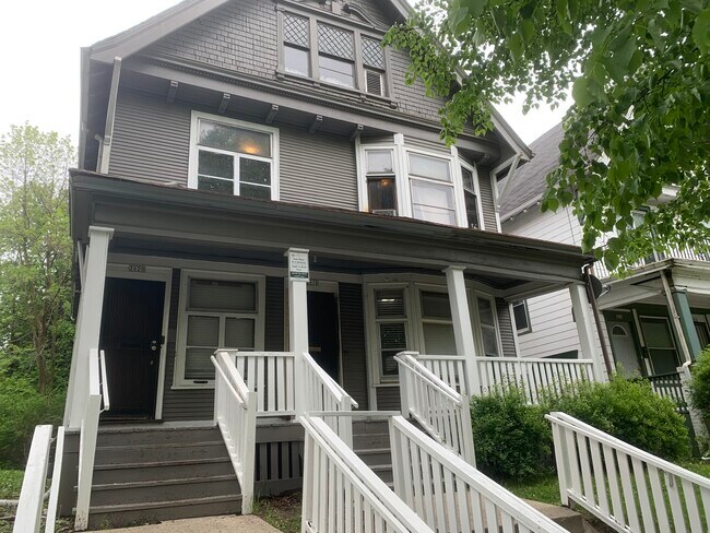 Building Photo - 2618 N 1st St