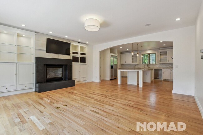 Foto del edificio - Stunning 5BR House in Denver