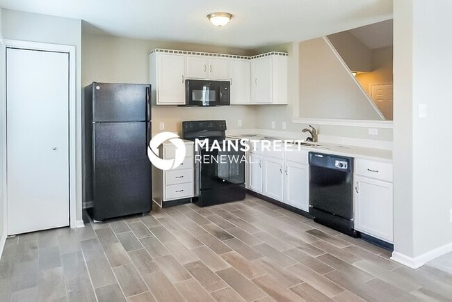 Building Photo - 3 Bedroom Pet-Friendly Home in Greenwood, ...