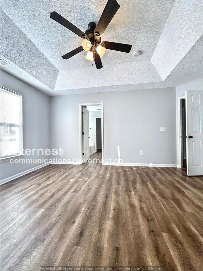 Building Photo - 6007 Patricia Ryan Dr