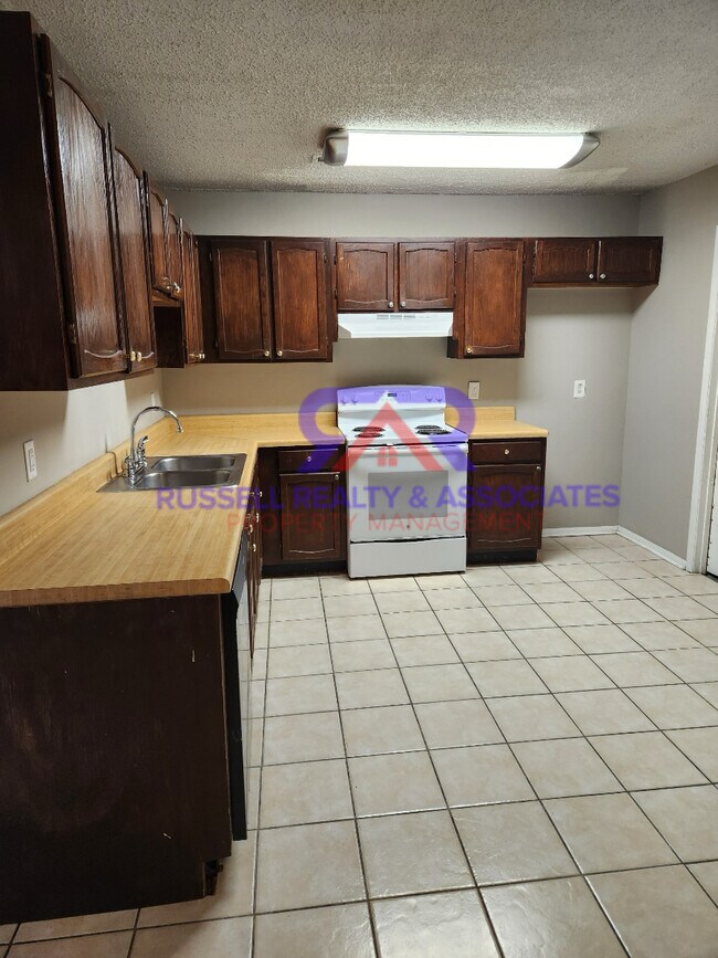 Foto del edificio - 1931 Springlake Ct