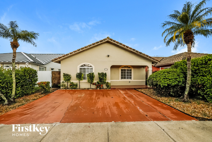Primary Photo - 3518 W 72nd Pl