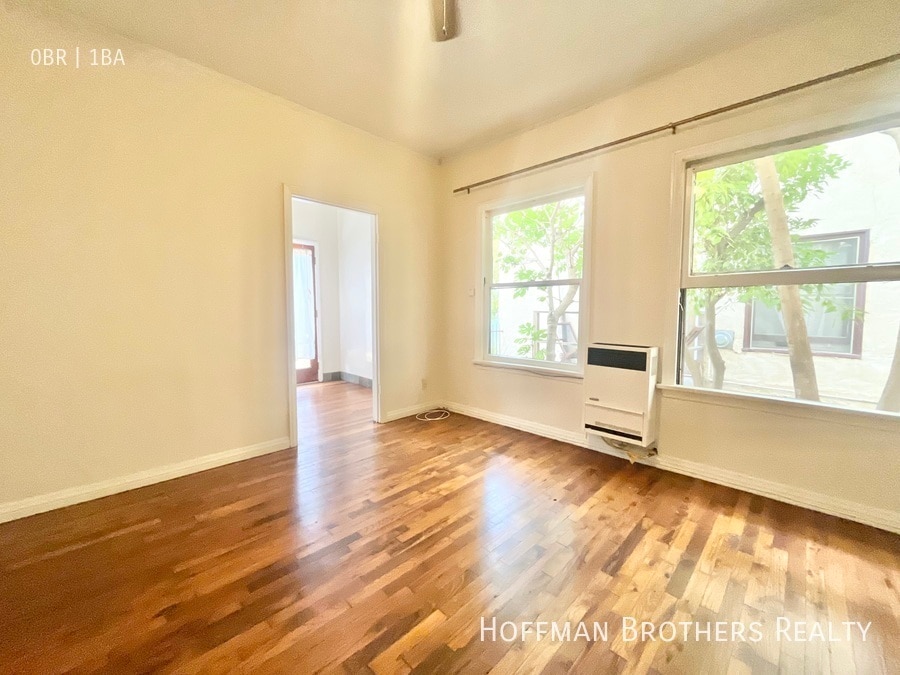 Building Photo - 836 Sanborn Ave