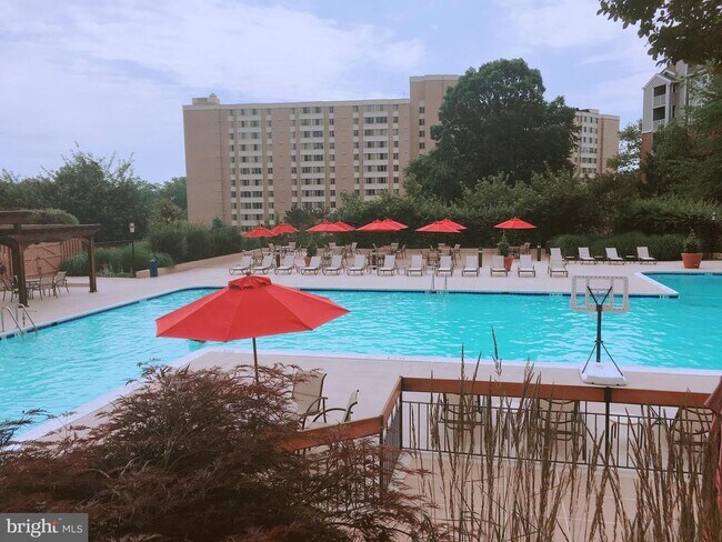 Foto del edificio - 5500 Holmes Run Pkwy