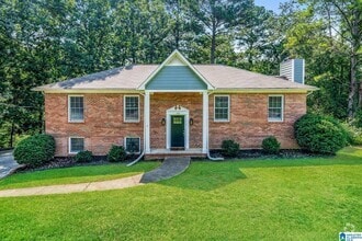 Building Photo - 305 Russet Cove Cir