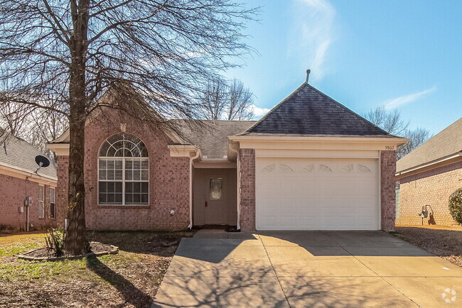 Building Photo - 9807 Pigeon Roost Park Cir
