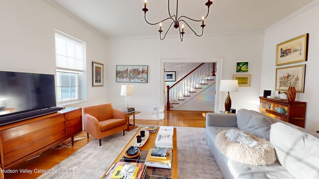 Building Photo - 34 Ely St