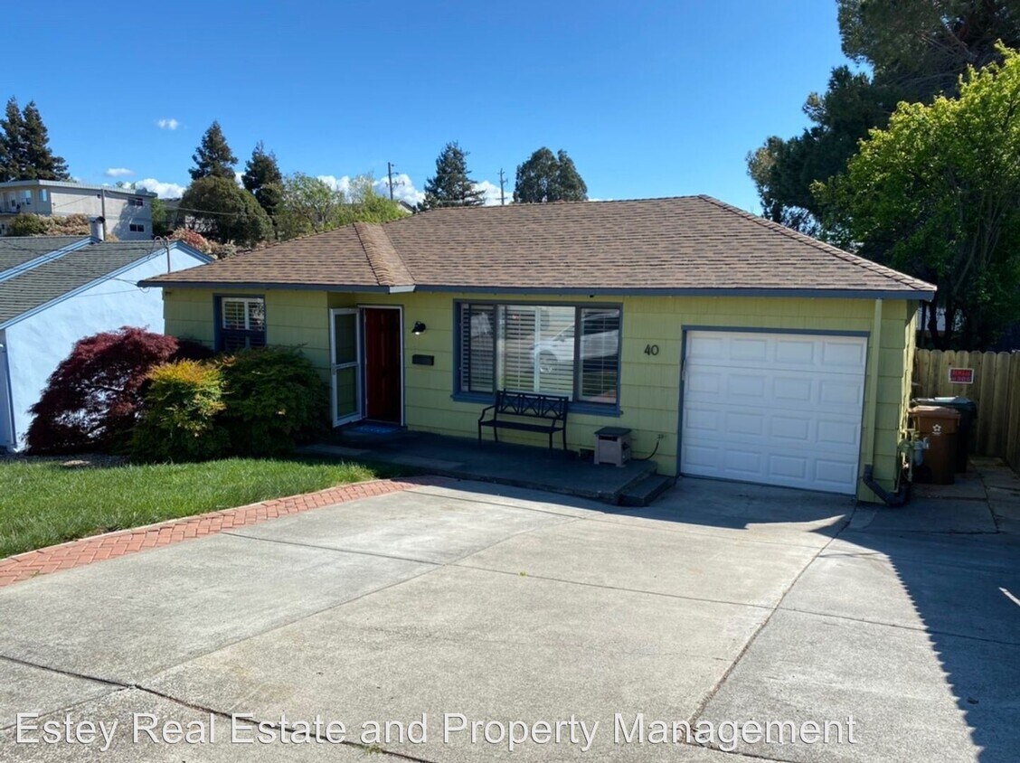 Primary Photo - 2 br, 1 bath House - 40 Hillcrest
