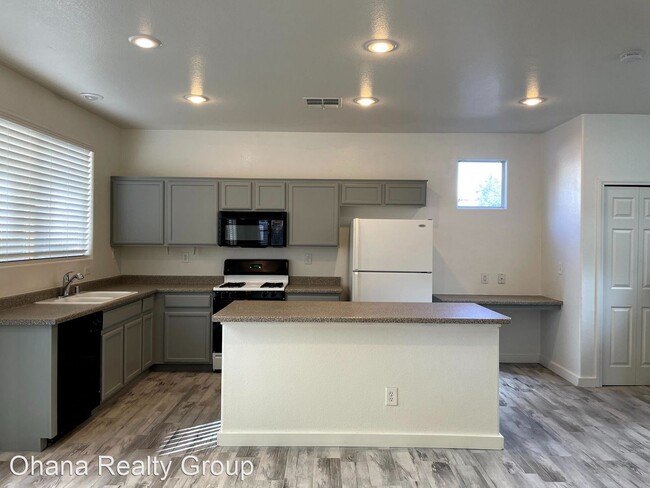 Building Photo - 3 br, 2.5 bath House - 6716 Firewood Drive