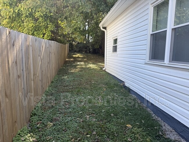 Photo - 538 University Ave House