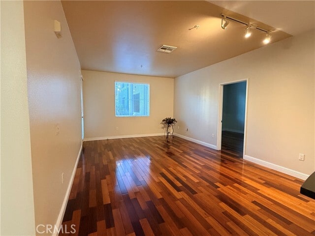 Building Photo - 1162 Scholarship