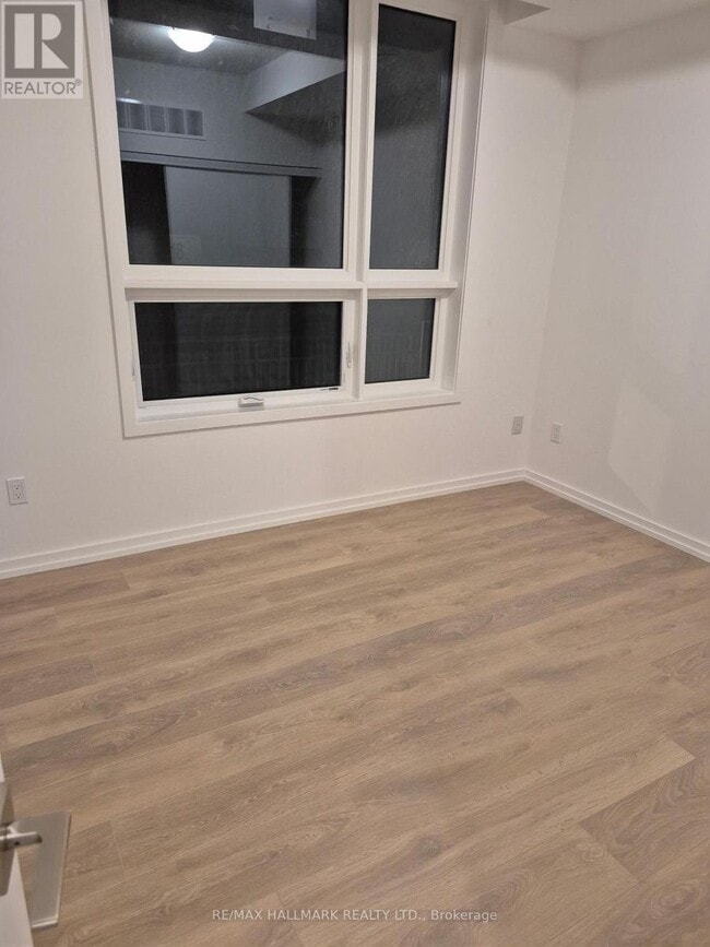 Building Photo - 16 Lytham Grn Cir