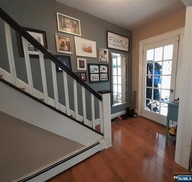 Foto del edificio - 98 Willard St