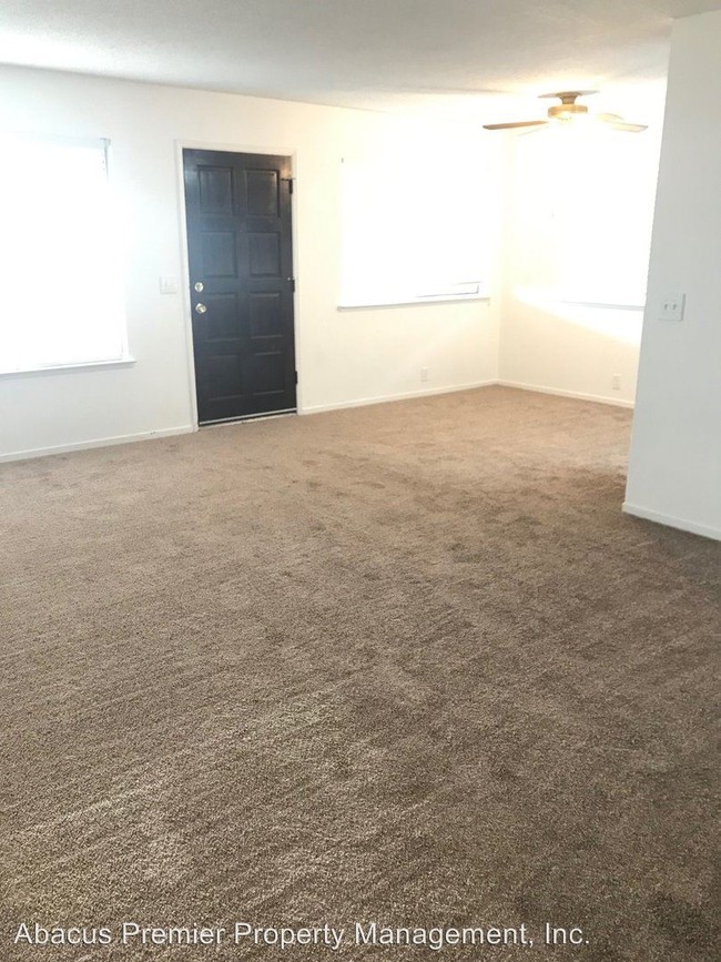 Building Photo - 2614 Spyglass Dr