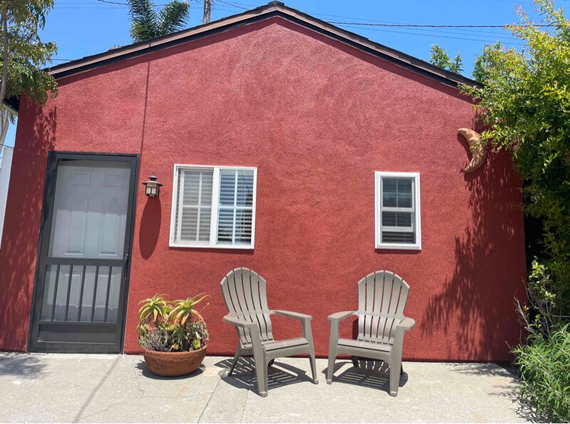 Primary Photo - 3444 Colonial Ave