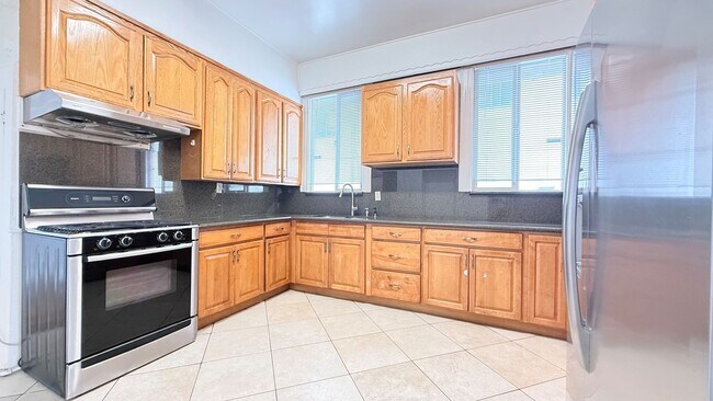 Foto del edificio - 3034 Capp St