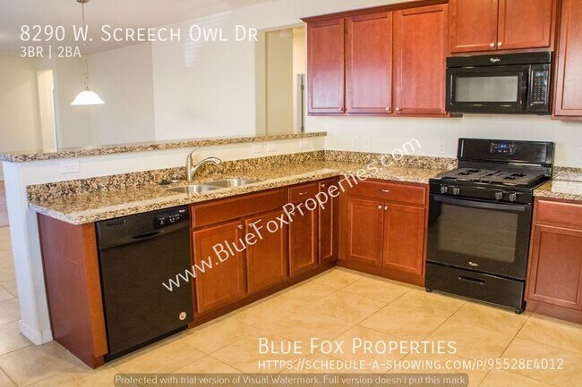Foto del edificio - LARGE, STUNNING 3 BEDROOM HOME, CLOSE TO A...