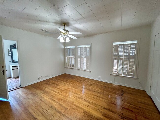 Foto del edificio - 3 bed 2 bath in the heart of Denton TX