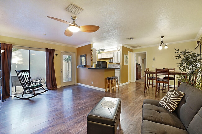Building Photo - 30 Crossings Cir