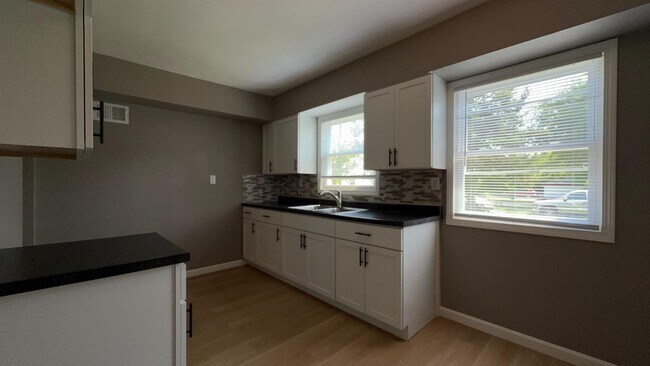Foto del edificio - 5117 W Fairmount Ave