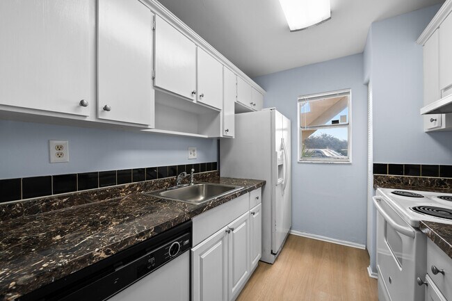 Foto del edificio - 3258 Coral Ridge Dr