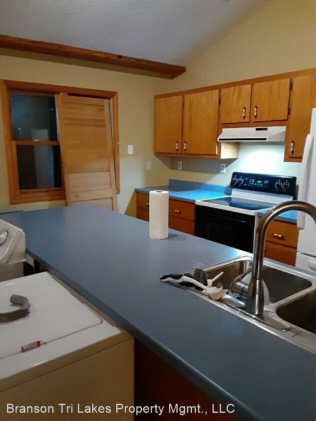 Foto principal - 3 br, 3 bath House - 41 Glen Oaks