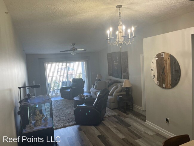 Building Photo - 2 br, 2 bath House - 645 Heritage Square