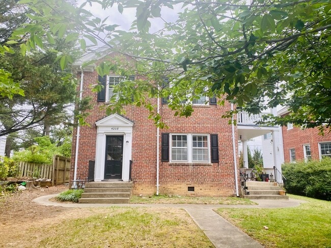 Building Photo - 4208 Fitzhugh Ave