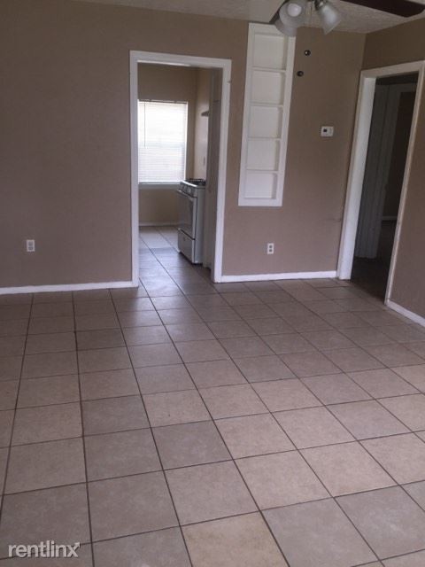 Foto del edificio - 2 br, 1 bath Apartment - 1216 NW Ozmun Ave