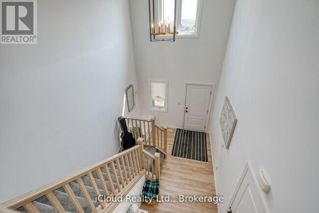 Photo du bâtiment - 15 Curren Cres