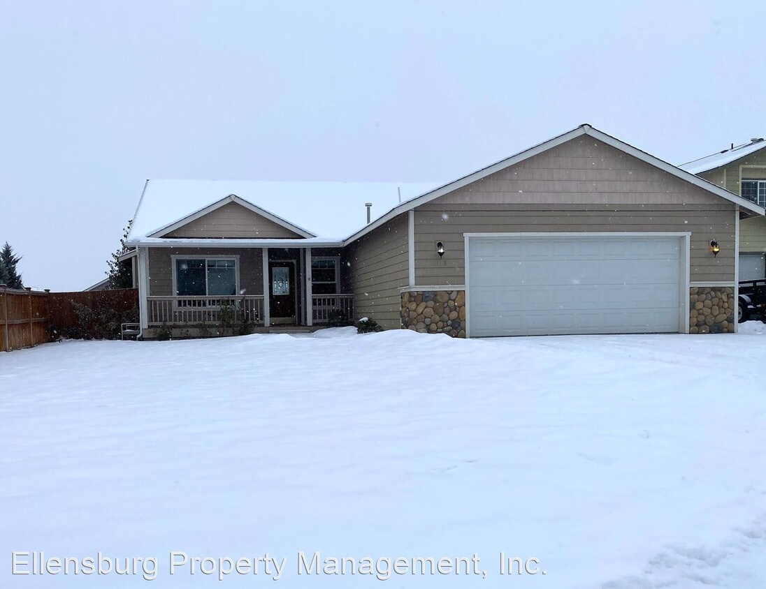 3 br, 2 bath House 1900 W Creeksedge Way House Rental in Ellensburg