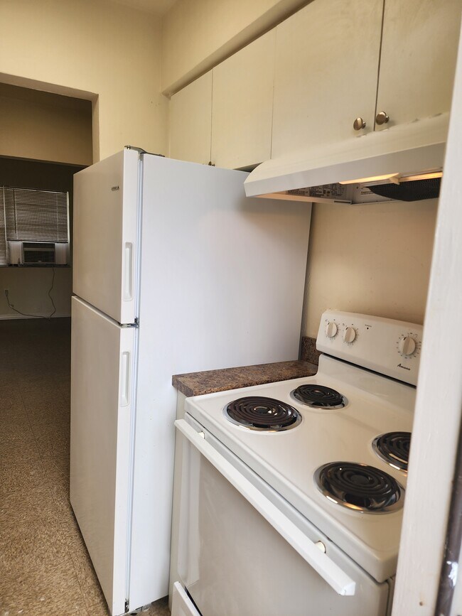Building Photo - 891 NW 55th Ter