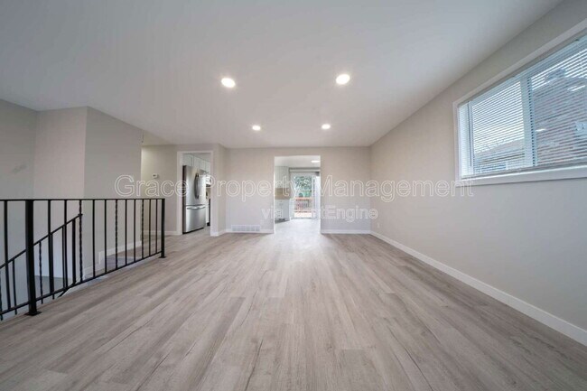 Foto del edificio - 11938 Keough Dr