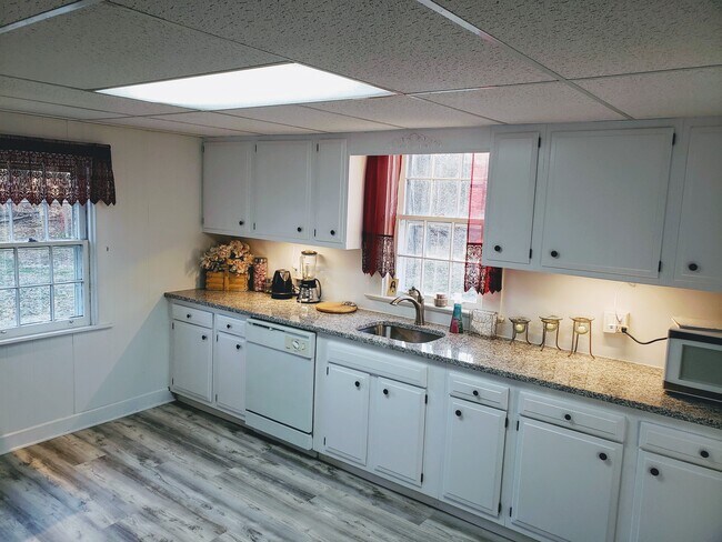 Cocina grande totalmente equipada - 3849 Township Line Rd