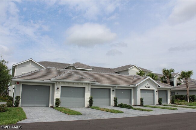 Foto del edificio - 5466 Double Eagle Cir
