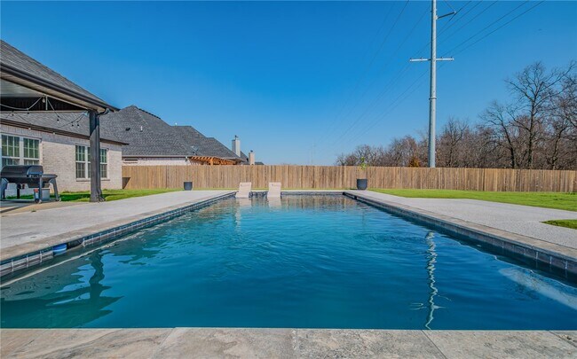 Foto del edificio - 605 Stone Ridge St