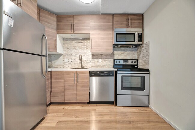 Foto del edificio - 1311 Delaware Ave SW