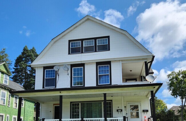 Foto del edificio - 18 Crescent St