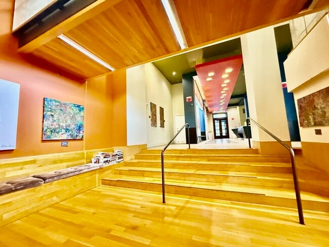 Building Photo - 232 Pavonia Ave