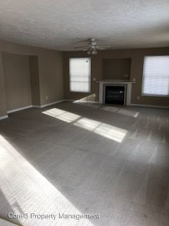 Building Photo - 2320 W Miners Dr