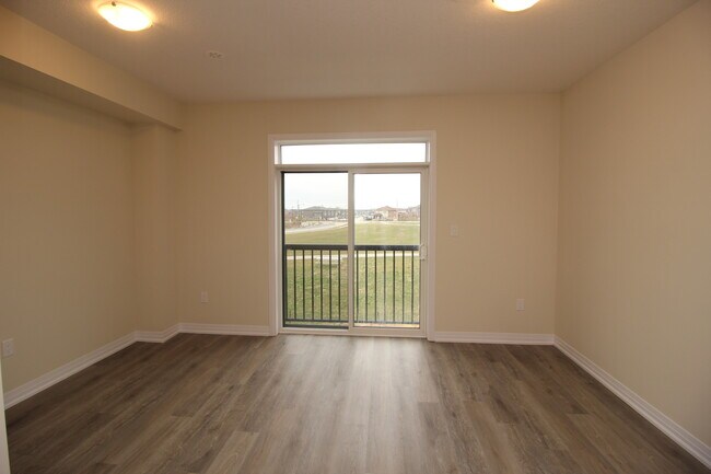 Building Photo - 23-185 Bedrock Dr